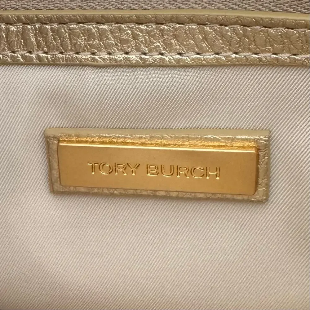 Tory Burch magnetic closure